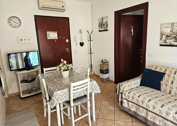 Fede House Olbiamare 公寓 *